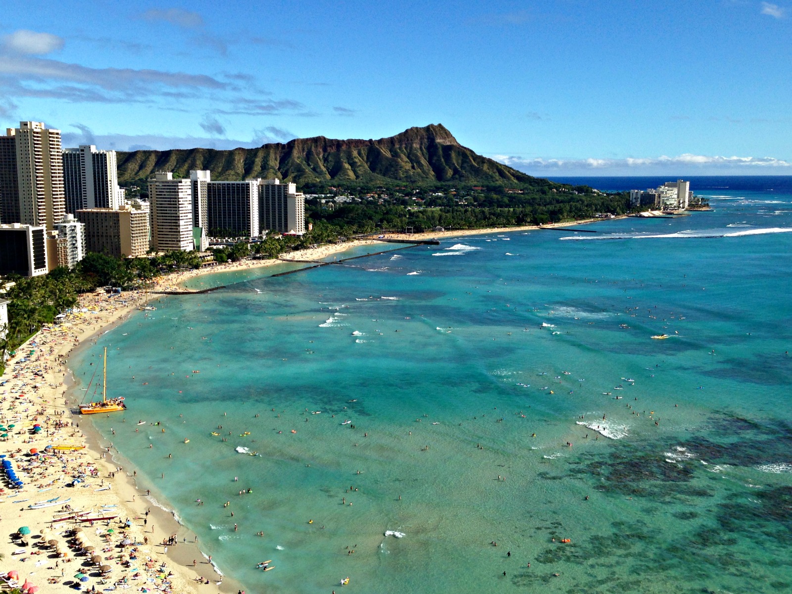 Oahu - Waikiki Romantic Beach Side Wedding